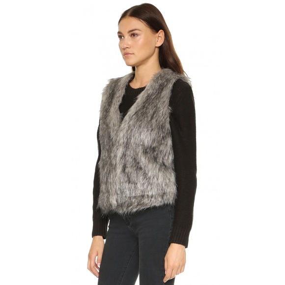 Jack by BB Dakota Castleton Faux Fur Vest Size Small - Picture 3 of 9